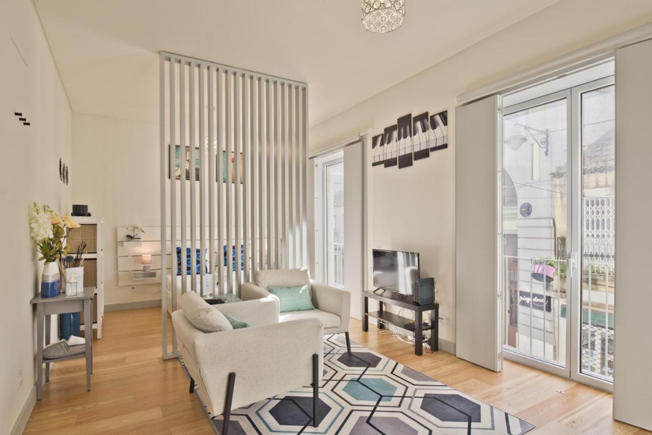 Apartmán Bmyguest Graca Heart Of Typical Lisboa Exteriér fotografie